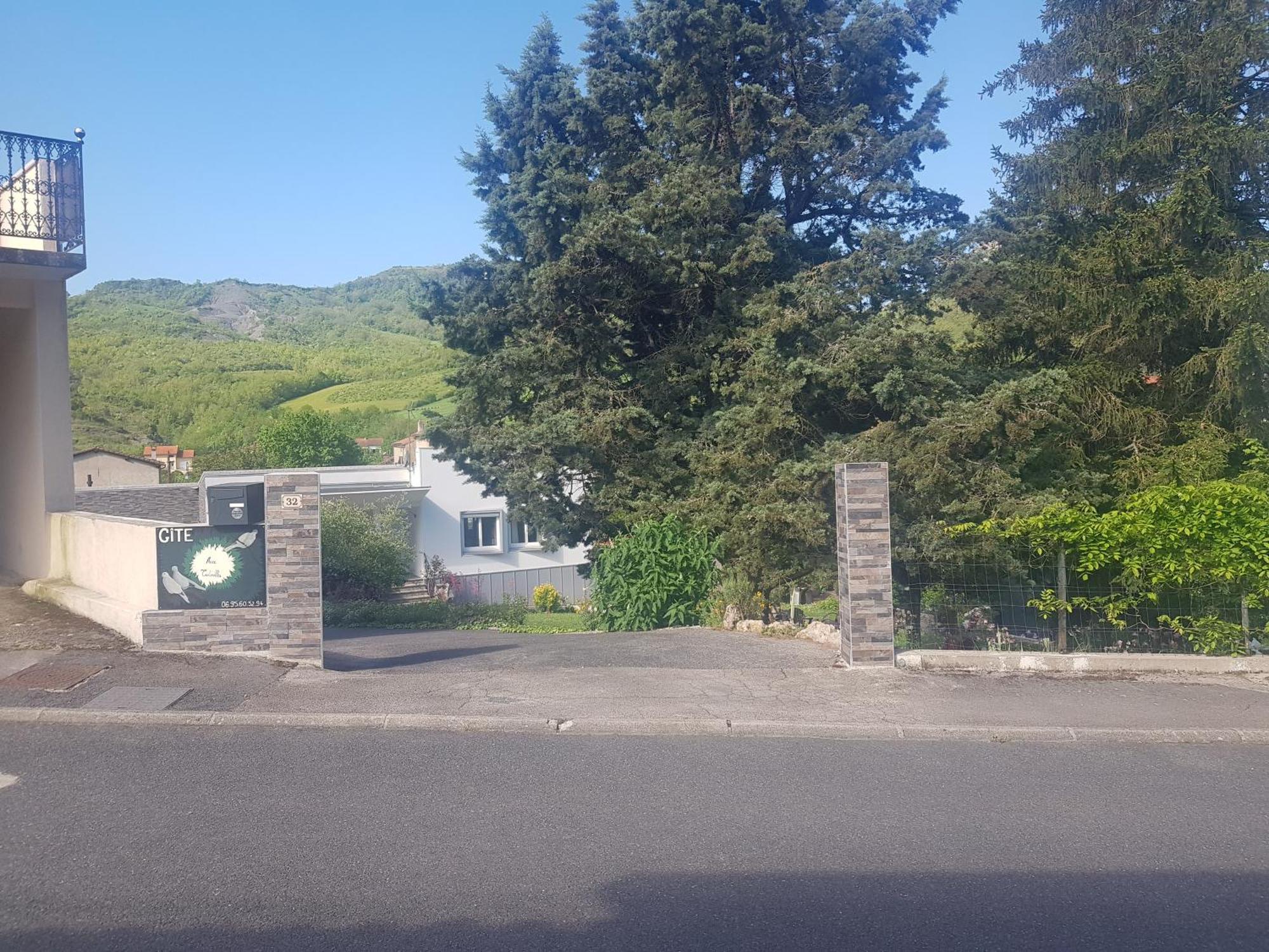 Gite Aux Tourterelles Tournemire  Bagian luar foto